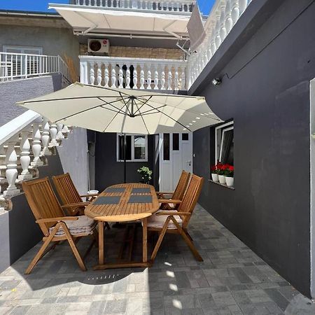 Appartement Apartman Robi à Zadar Extérieur photo