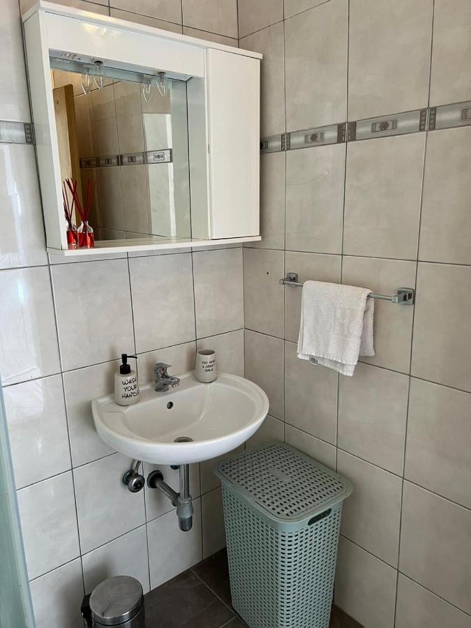Appartement Apartman Robi à Zadar Extérieur photo
