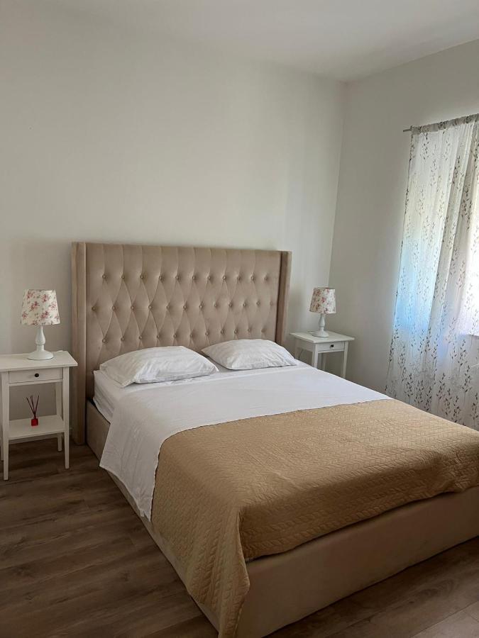 Appartement Apartman Robi à Zadar Extérieur photo