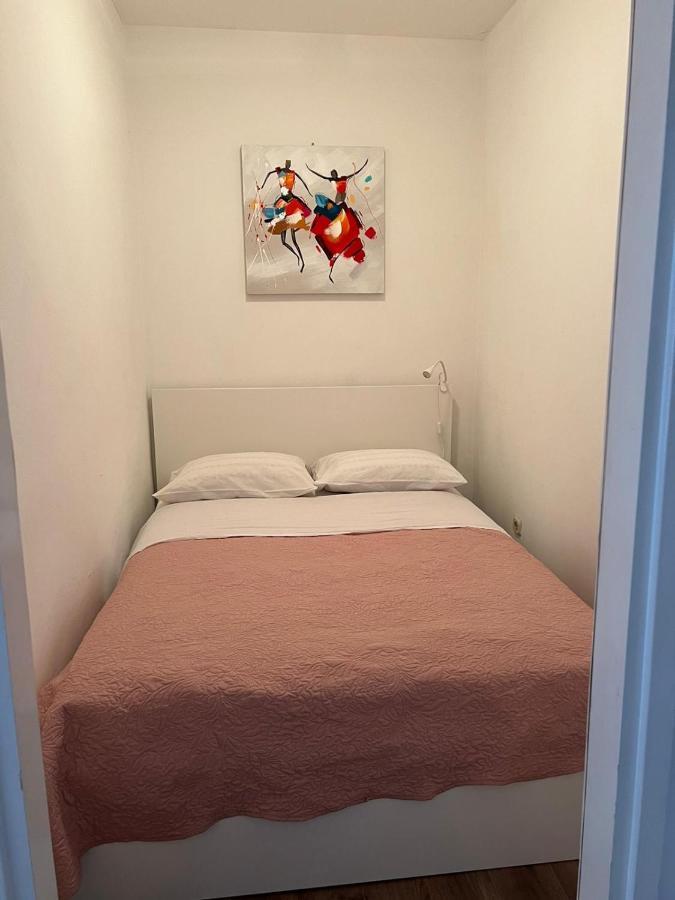 Appartement Apartman Robi à Zadar Extérieur photo